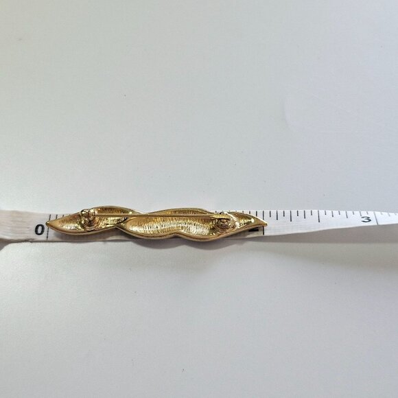 Gold plated black enamel brooch - Picture 5 of 10